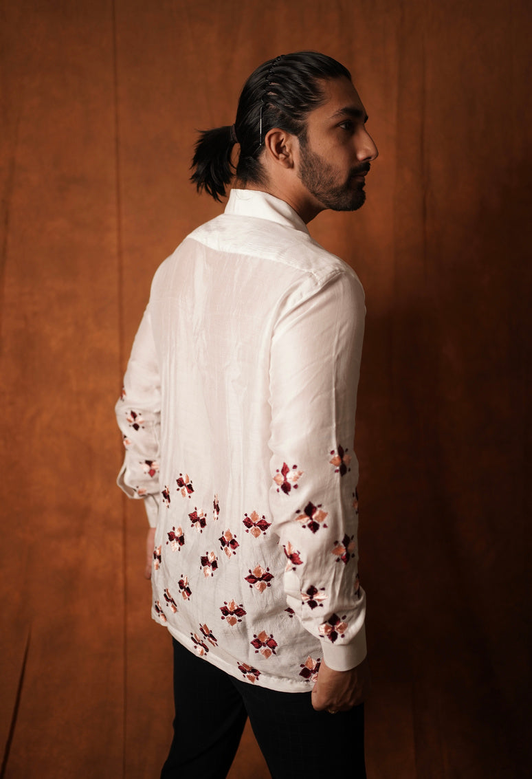 WHITE PEACH RED FLORAL SHIRT